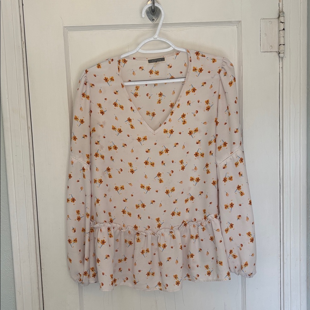 Pleione  Floral V-Neck Blouse with Peplum Hem